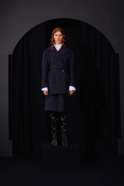 Look 5